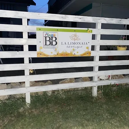 La Limonaia Bed and Breakfast 4*